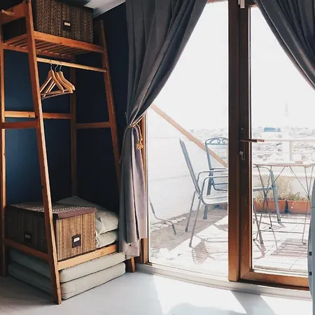 Duplex Rooftop Loft In Center Kadikoey With Amazing Terraces شقة *